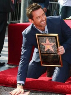 Star  Hollywood Walk Fame on Hugh Jackman Receives A Hollywood Walk Of Fame Star