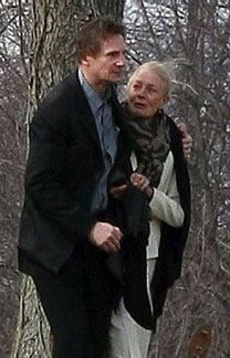 Celebrity Gossip News on Liam Neeson And Natasha S Mother  Vanessa Redgrave At The Funeral