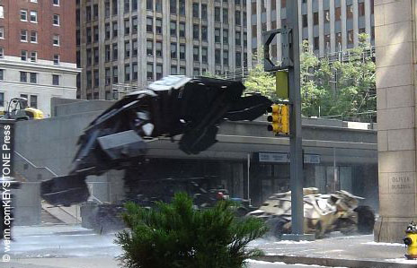   Latest Celebrity News on The Air During Filming Of The New Batman Film The Dark Knight Rises