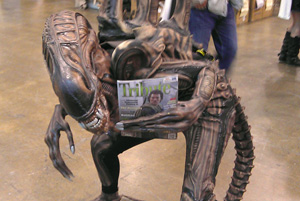 Tributeeee ? ? Even Aliens enjoy reading Tribute