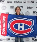 Viggo Mortensen poses with a Mo...