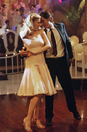 http://www.tribute.ca/tribute_objects/images/movies/dirty_dancing_havana_nights/dirtydancing5.jpg