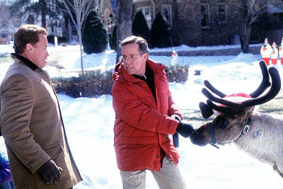 Watch Jingle All the Way Online - Full Movie from - Yidio
