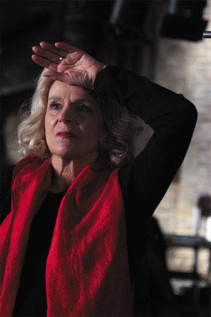 Maman Last Call Photo Gallery