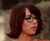 Linda Cardellini biography and ...