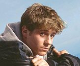 http://www.tribute.ca/tribute_objects/images/stars/ben_mckenzie.jpg