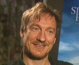 http://www.tribute.ca/tribute_objects/images/stars/david_thewlis.jpg