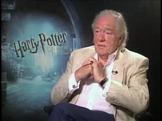 Michael Gambon (Harry Potter and the Half-Blood Prince)- Interview 
