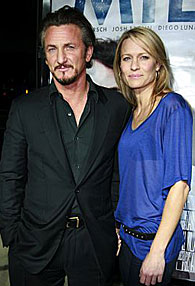 Sean Penn & Robin Wright in 2008