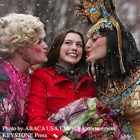 Anne Hathaway Hasting Pudding parade