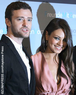 Mila Kunis Cell Phone Photos Hacked Celebrity Gossip And Movie News