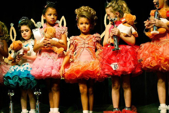 This show basically glamorizes the world of beauty pageants while at the same time exploiting children, showing them off as being “sexy” before they even hit puberty. This TLC production shows us the behind-the-scenes of this pageant world, where spray-tanning six-year-olds and dressing them in Julia Roberts’ iconic Pretty Woman hooker getup are accepted practices. We won’t even get started […]