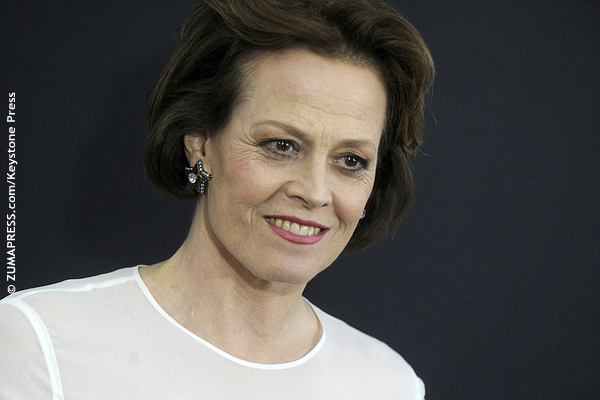 Sigourney Weaver was nominated for the first time in 1987 for her lead role in Aliens. Two years later, she was nominated twice: Best Actress in a Supporting Role for Working Girl and Best Actress in a Lead Role for Gorillas in the Mist. Despite having two shots, she was overlooked for both.