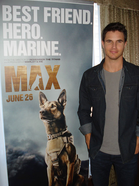 Robbie Amell