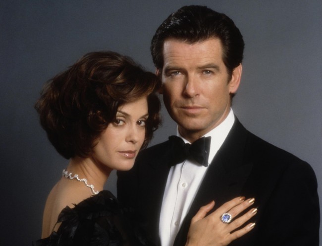 It’s characteristic of James Bond films to feature fights, but the hostility between Pierce Brosnan and Teri Hatcher on the set of Tomorrow Never Dies (1997) wasn’t written into the script. Pierce, a.k.a. 007, was unimpressed by Teri’s tardiness and told the Italian edition of Vanity Fair that he “got very upset with her” and […]