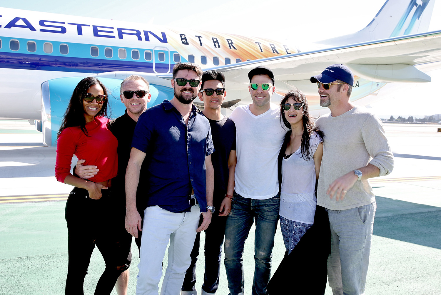 Zoe Saldana, Simon Pegg, Karl Urban, John Cho, Zachary Quinto, Sofia Boutella & Chris Pine