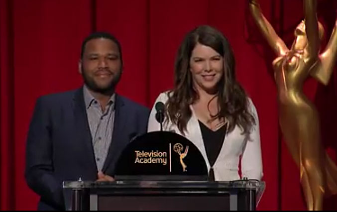 Anthony Anderson and Lauren Graham
