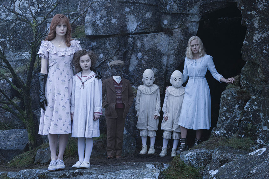 Miss Peregrine's Home for Peculiar Children movie still 2