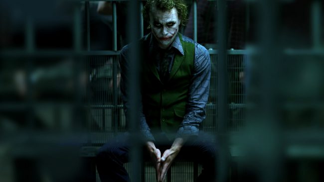 In the DC superhero film The Dark Knight (2008), there is a memorable scene with The Joker (Heath Ledger) clapping inside his jail cell in mockery of Commissioner Gordon (Gary Oldman). What most fans didn’t realize was that this was completely improvised by the late actor. The clapping was not included in the film’s script, […]