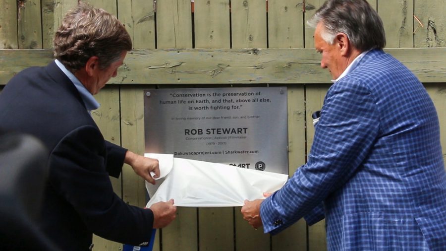 Toronto Mayor John Tory and Brian Stewart unveil Rob Stewart plaque