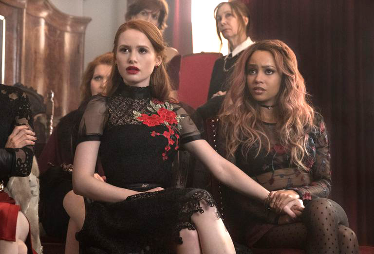 Cheryl Blossom (Madelaine Petsch) and Toni Topaz (Vanessa Morgan)