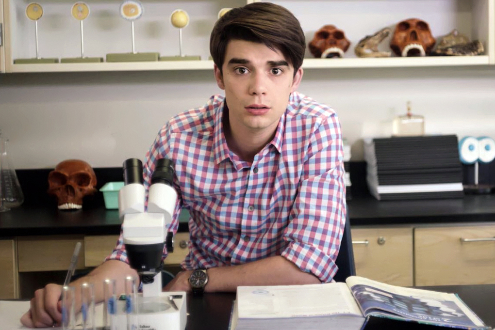 Alex Strangelove (June 8) « Celebrity Gossip and Movie News