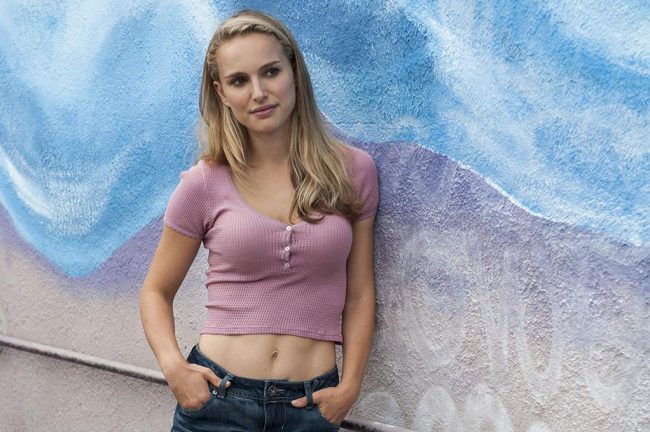 Natalie Portman has been a vegetarian since she was nine and is currently a vegan. She changed to a plant-based diet in 1989 after reading the book Eating Animals. Although she had some dairy during her first pregnancy, she was able to remain 100 percent vegan during her second one. In 2015 she was quoted […]