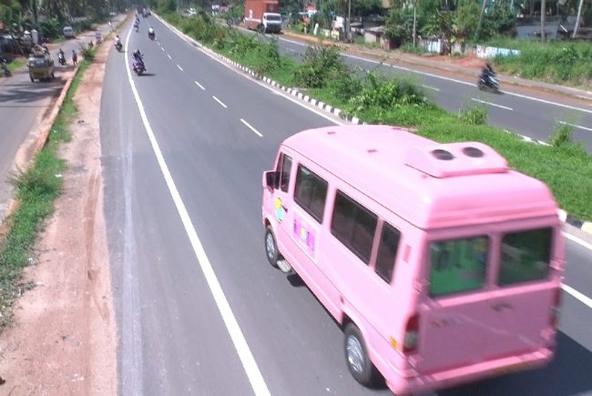 Seven strangers—four boys and three girls—from various parts of Japan are searching for love. They board the famous pink “love wagon” on a journey through Asia in search of a partner.