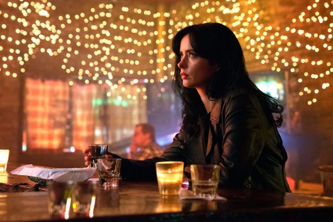 In the final season, Jessica (Krysten Ritter) crosses paths with a highly intelligent psychopath. Although she and Trish (Rachael Taylor) had a falling out in the prior season, they must now repair their relationship and team up to take him down. But a devastating loss reveals their conflicting ideas of heroism, and sets them on […]