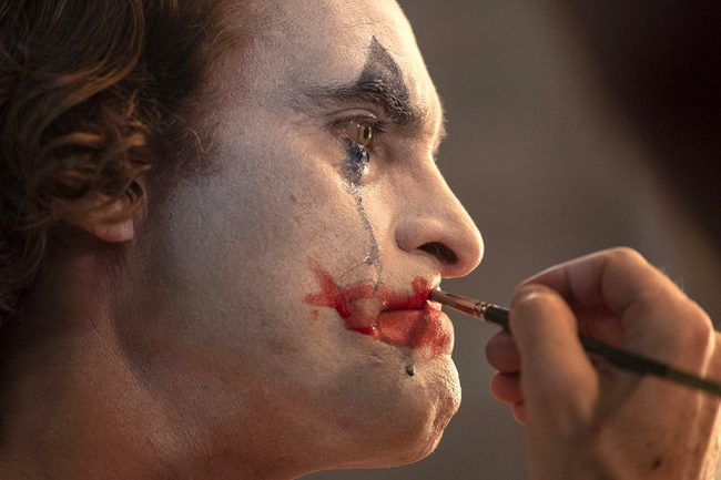 Straight from the pages of DC Comics comes this thrilling adaptation featuring one of the most enthralling Batman villains. Heath Ledger’s famous portrayal of the Joker in The Dark Knight in 2008 won numerous awards, which makes it difficult to follow in his shoes. Nonetheless, fans of the comic books and movies are more than […]