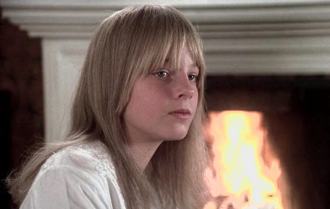 After being cast as the Coppertone girl on a TV commercial at age three in 1965, Jodie Foster never stopped working. Her first role in 1969 was on The Doris Day Show, and by the time she was seven, she made more than 15 television appearances. In 1972, she made her feature film debut at […]