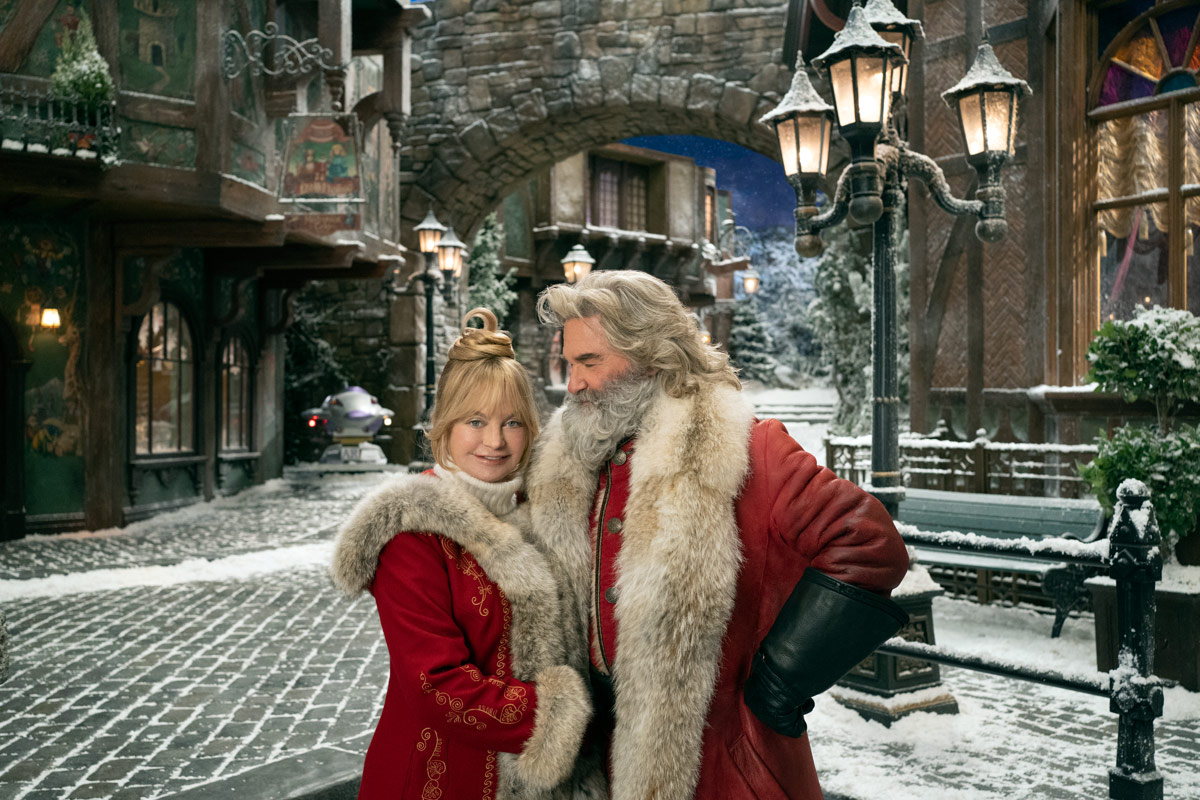 Goldie Hawn and Kurt Russell in The Christmas Chronicles 2