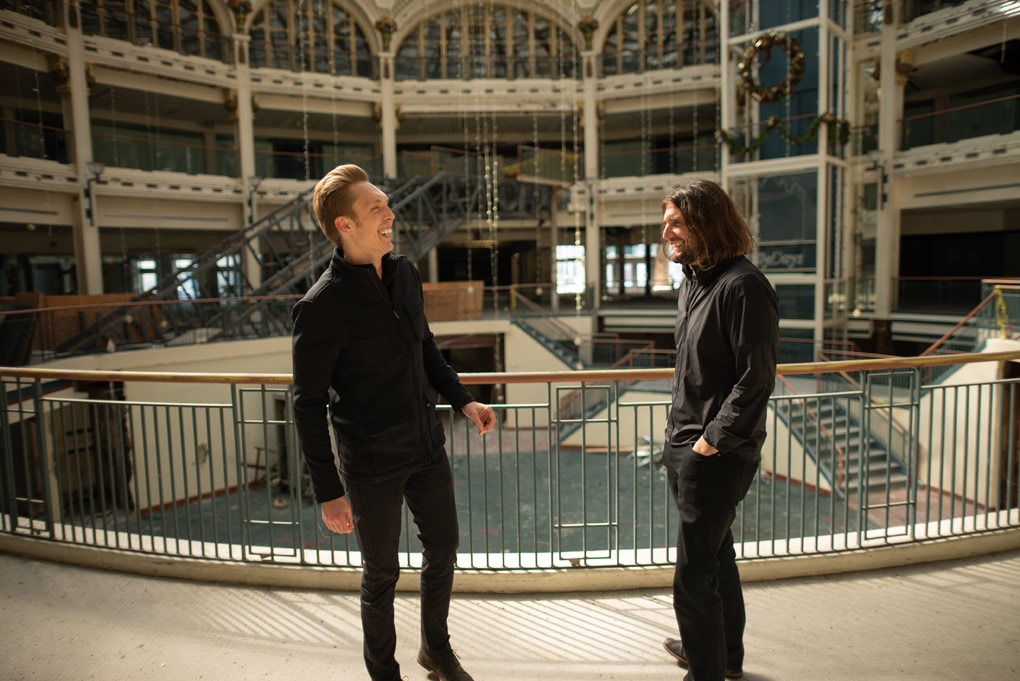 The Minimalists: Less Is Now – January 1 « Celebrity Gossip and Movie News