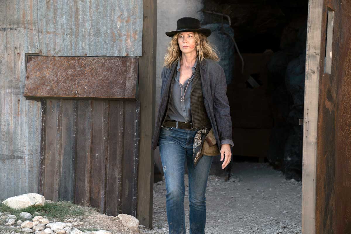 Jenna Elfman on marriage and new show Fear the Walking Dead « Celebrity