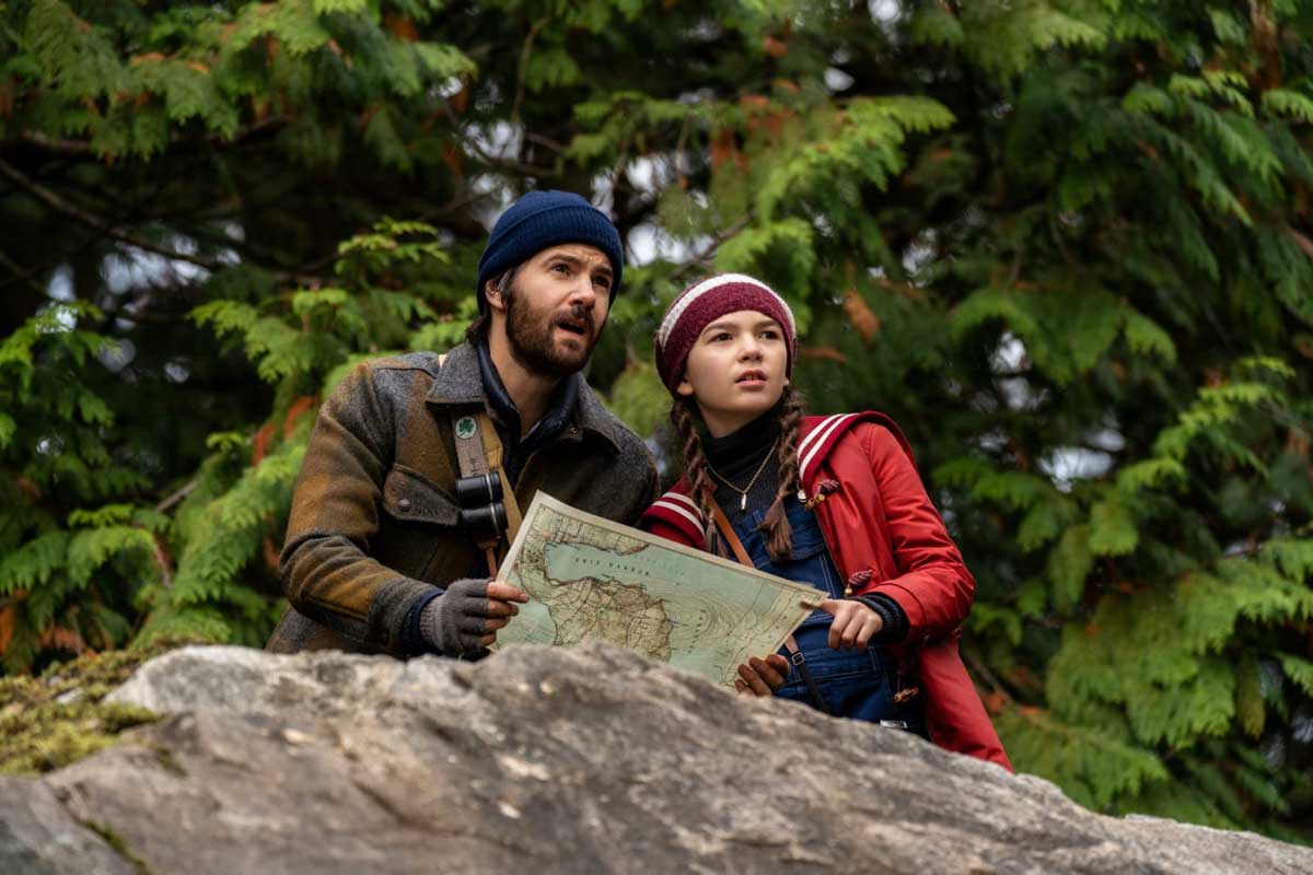 Jim Sturgess and Brooklyn Prince in a still from Home Before Dark S2