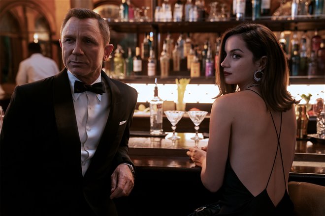 Daniel Craig and Ana de Armas in No Time to Die