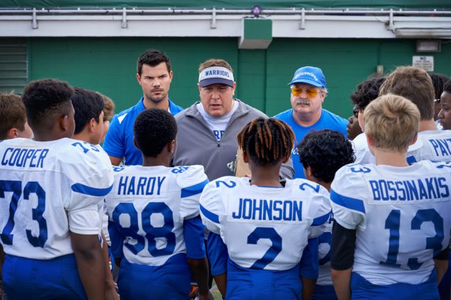 Two years after a Super Bowl win when NFL head coach Sean Payton (Kevin James) is suspended, he goes back to his hometown and finds himself reconnecting with his 12-year-old son by coaching his Pop Warner football team.
