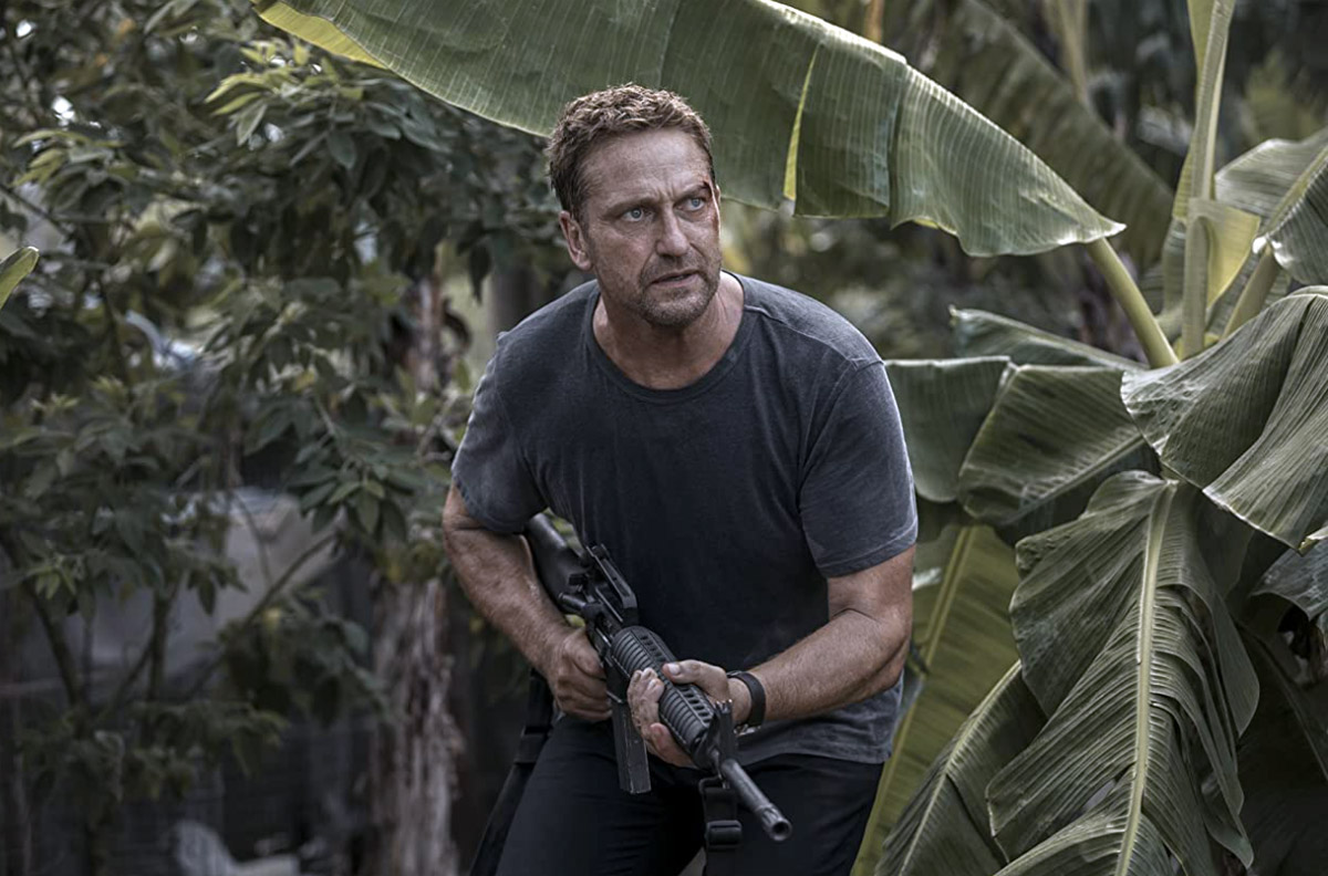 Airplane Gerard Butler.Photo by Kenneth Rezak/Lionsgate