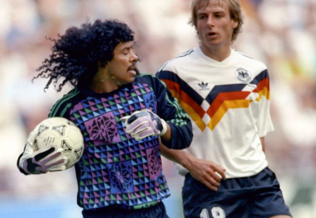 By burying the lede, Netflix's René Higuita soccer documentary misses the  goal