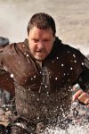 Russell Crowe discovers he broke both legs a decade later