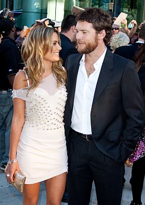 sam worthington winnipeg sam worthington and girlfriend natalie mark toronto sam worthington winnipeg sam worthington and girlfriend natalie mark toronto