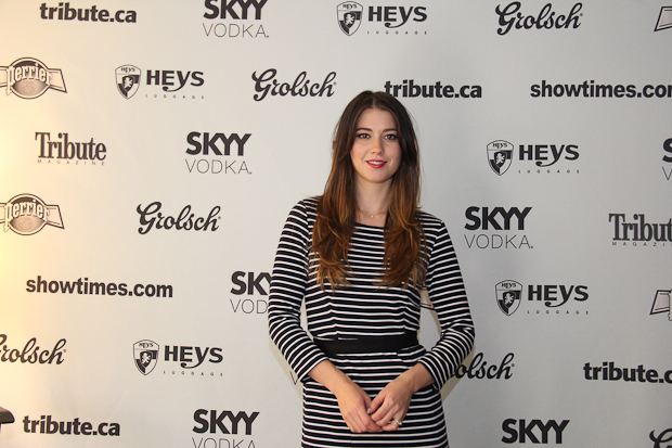 Mary Elizabeth Winstead posing for a picture | Toronto International