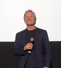 Viggo Mortensen makes surprise appearance at screening!