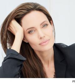 Angelina Jolie to be awarded TIFF Tribute Award